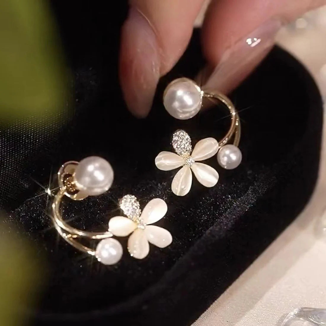 Pearl & Flower Earring