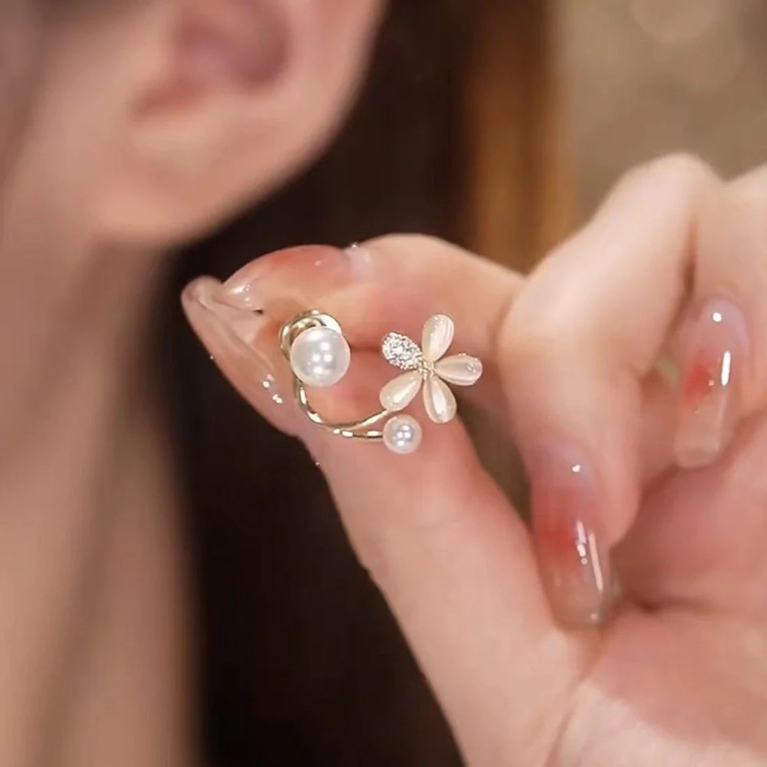 Pearl & Flower Earring