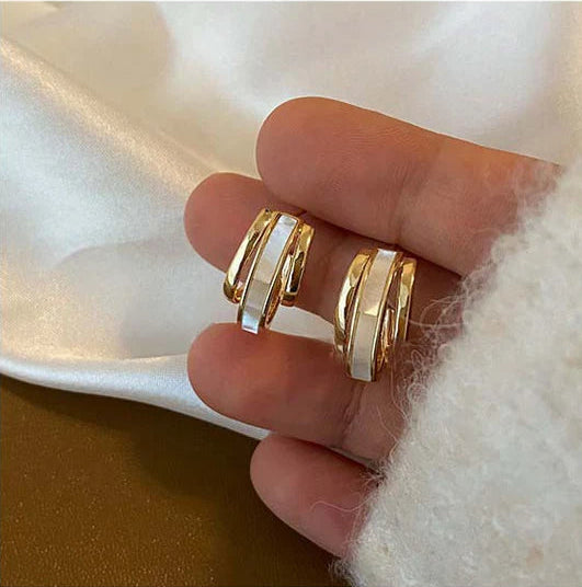 White Pastel Gold Glam Earring