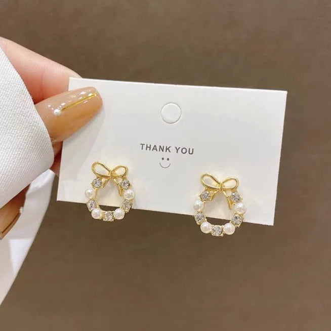 Bow Pearl Wreath Earrings