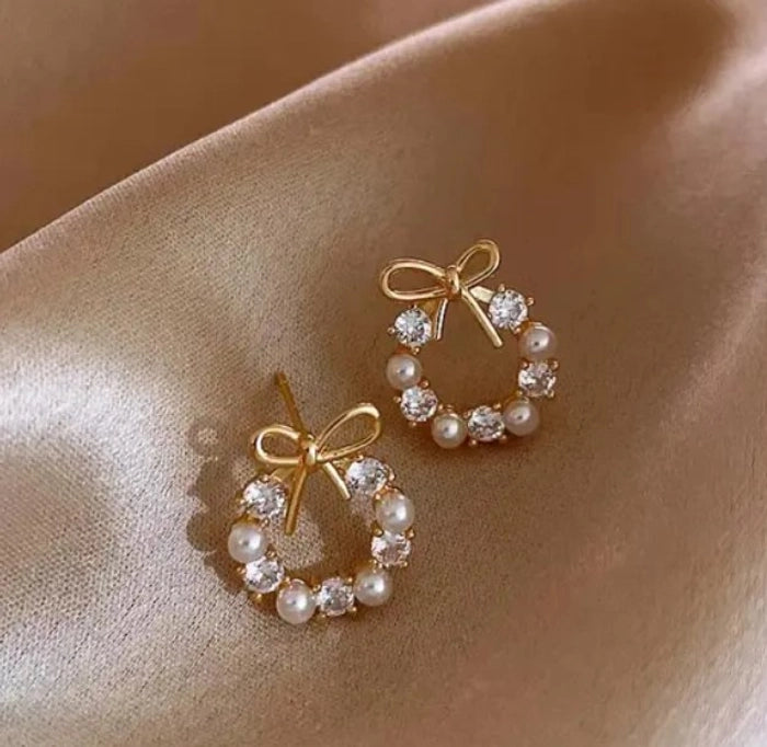 Bow Pearl Wreath Earrings